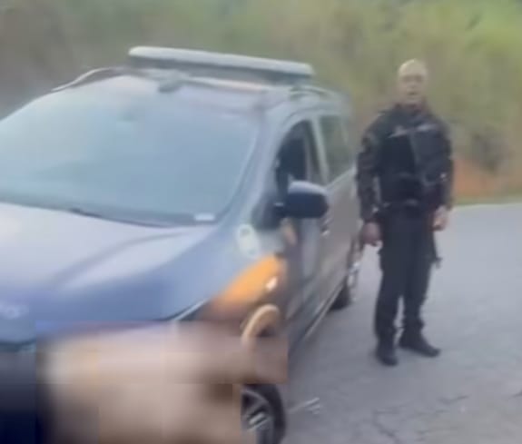 Após perseguição e colisão com a viatura da GCM, homem é preso com carro furtado